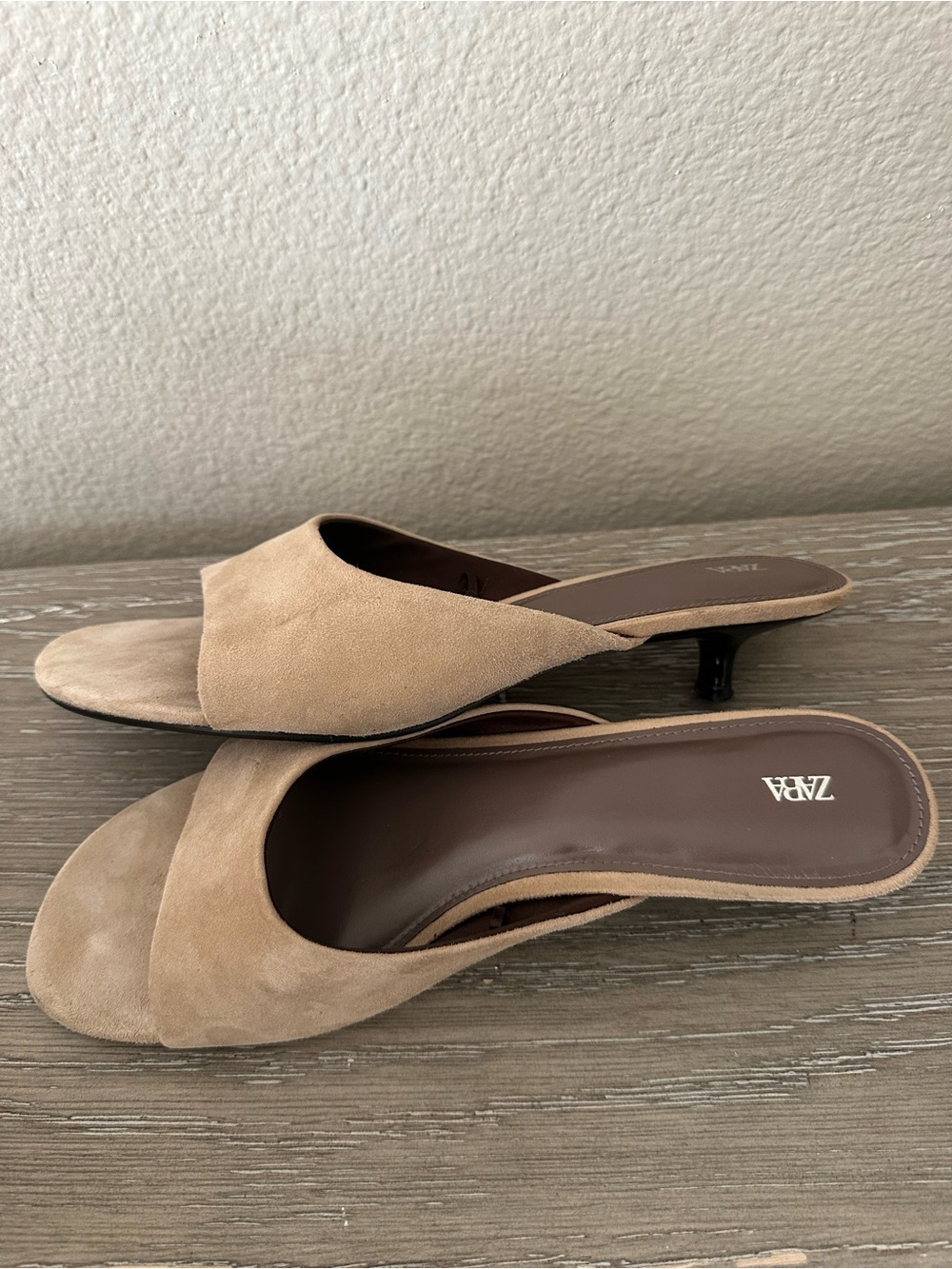 Zara Beige Suede Kitten Heel Mules - Picture 3 of 4